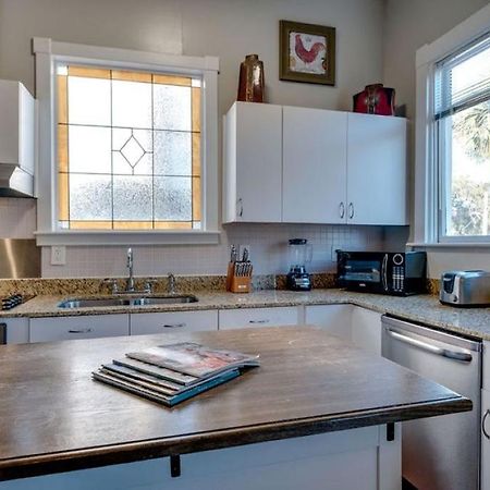 Huge 5 Bed, 5 Bath In Historic Downtown Savannah Eksteriør billede