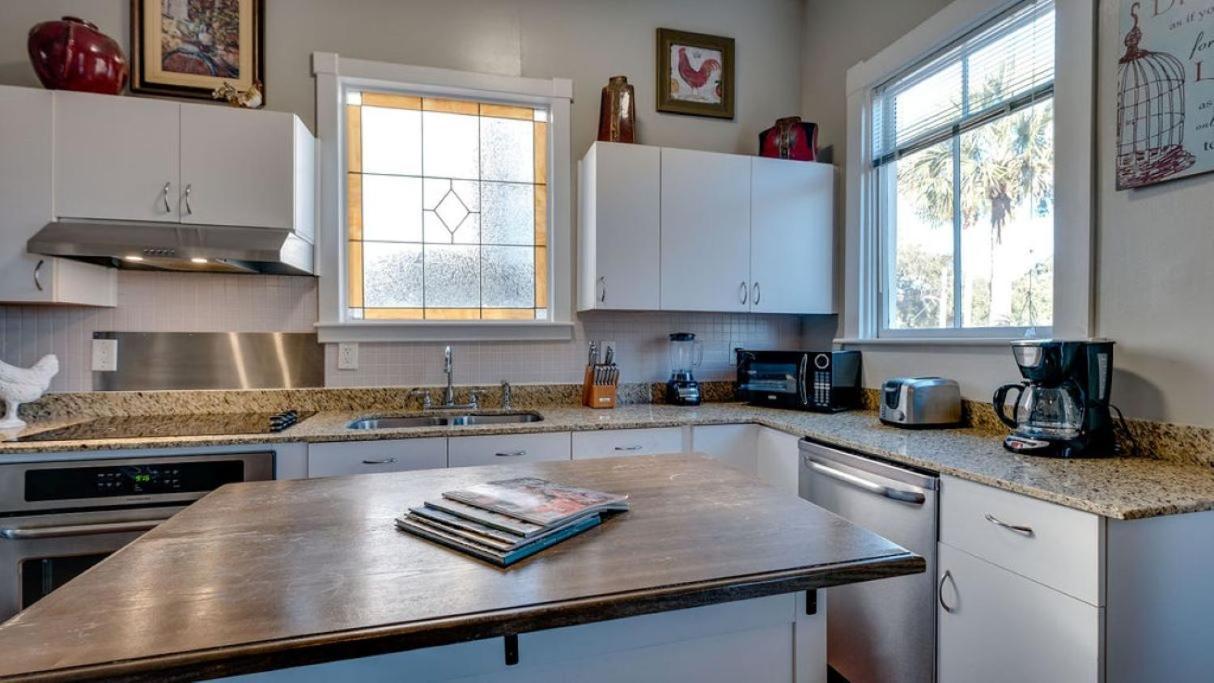 Huge 5 Bed, 5 Bath In Historic Downtown Savannah Eksteriør billede
